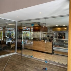 Frameless Glass Shopfronts